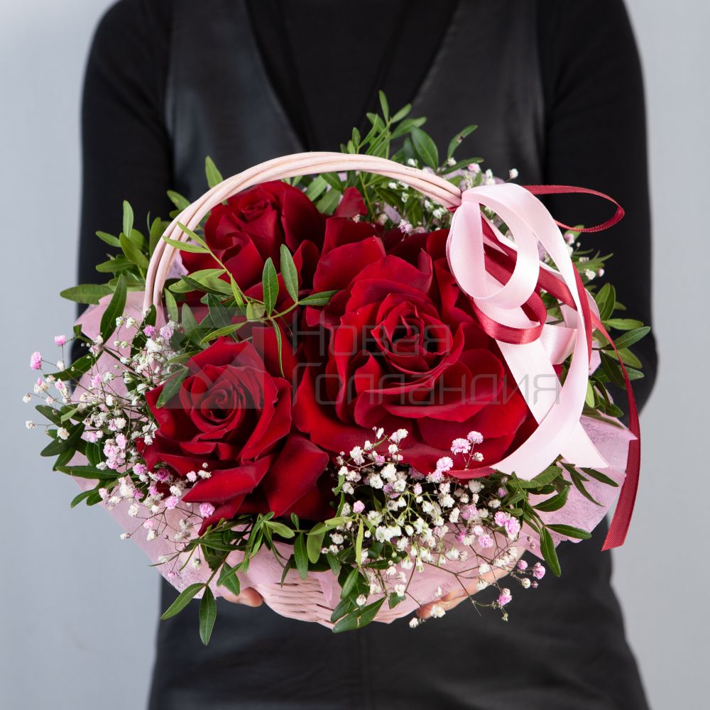 Романтическое признание в корзине