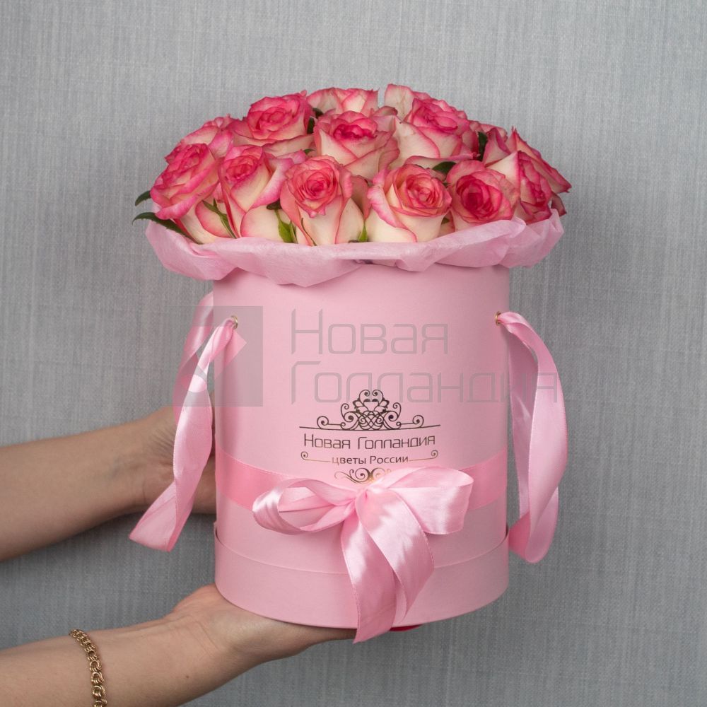 21 розовая роза в розовой коробке LUX