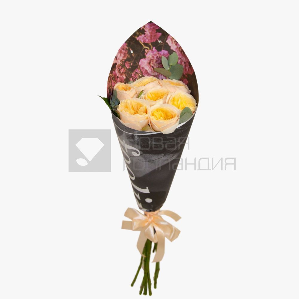 Букет из 7 персиковых пионовидных роз премиум с декором