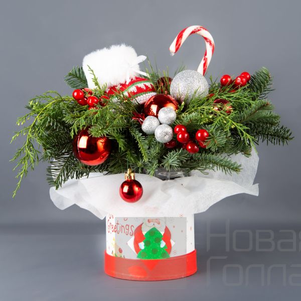 Композиция в маленькой коробке новогодней №2