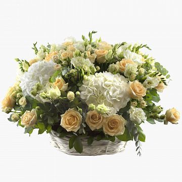 Композиция Ангел в корзине Композиция Ангел в корзине