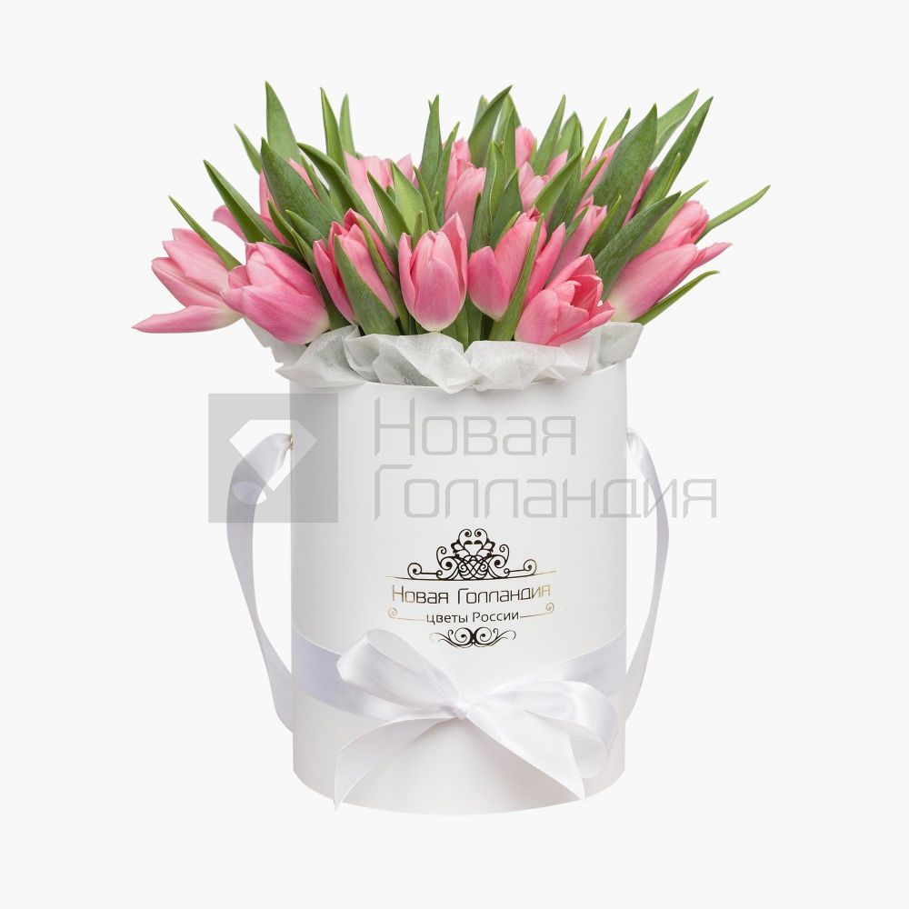 25 розовых тюльпанов в белой маленькой шляпной коробке №528