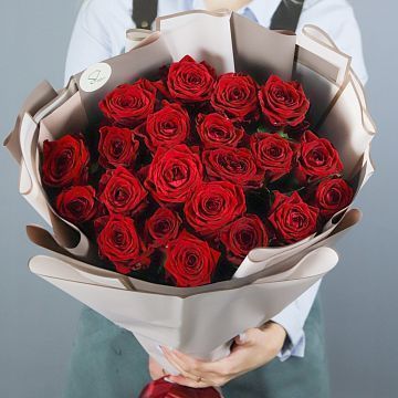 Букет 21 красная роза 60см Букет 21 красная роза 60см
