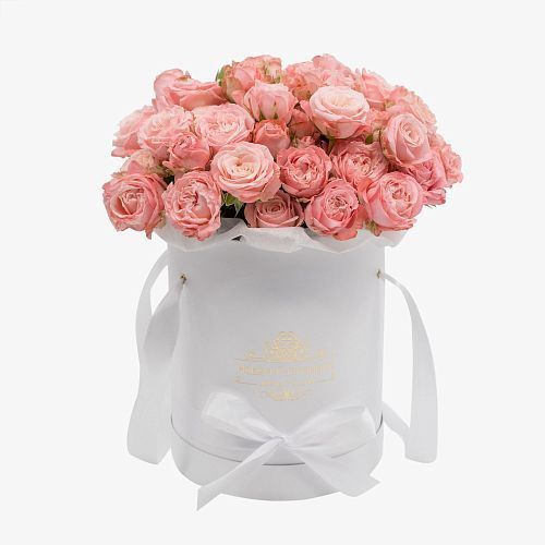 11 розовых пионовидных роз в белой шляпной коробке  NEW
