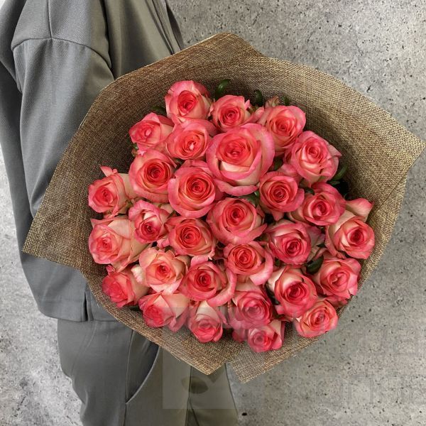 Букет 31 розовая роза 60 см