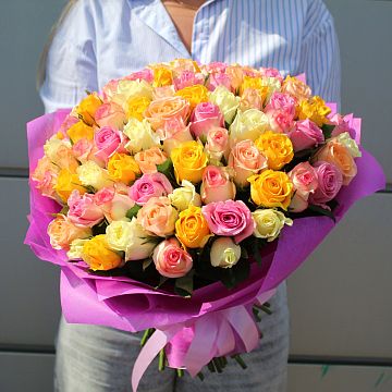 Букет 101 роза ассорти 40 см Кения Букет 101 роза ассорти 40 см Кения