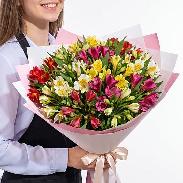 Букет из альстромерий Палитра красок