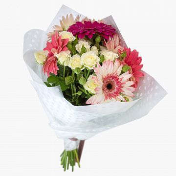 Букет Игривая улыбка из герберы и кустовой розы Букет Игривая улыбка из герберы и кустовой розы