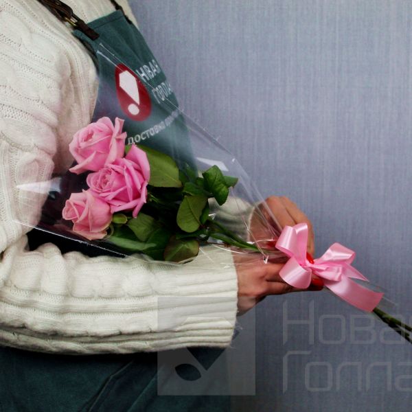Букет из 3 розовых роз