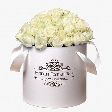 51 Белая роза в большой белой шляпной коробке №113 51 Белая роза в большой белой шляпной коробке №113