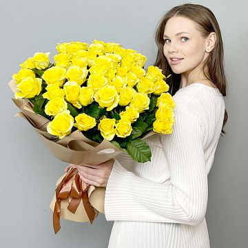 Букет 51 желтая роза 40 см. Букет 51 желтая роза 40 см.