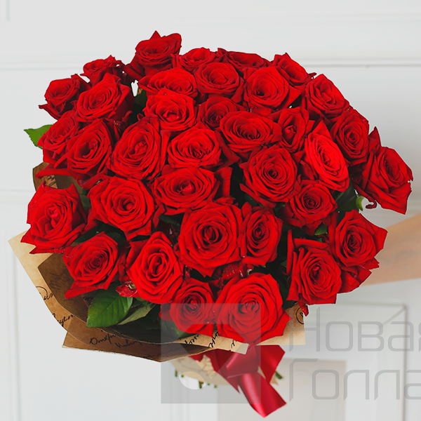 Букет 35 красных роз 40 см