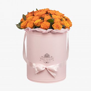 51 оранжевая роза в большой розовой шляпной коробке №597 51 оранжевая роза в большой розовой шляпной коробке №597