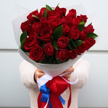 21 красная роза 40 см Кения 21 красная роза 40 см Кения