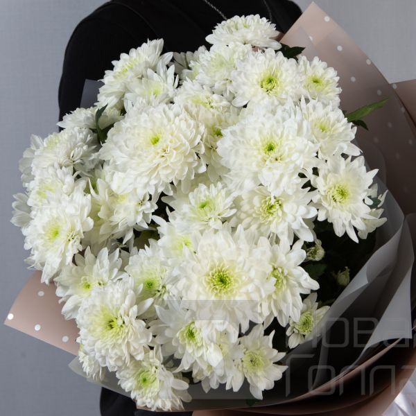 Букет 9 белых кустовых хризантем