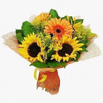Букет из подсолнухов и гербер Букет из подсолнухов и гербер