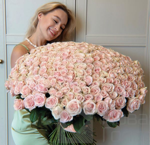 Букет 301 нюдовая роза 60 см