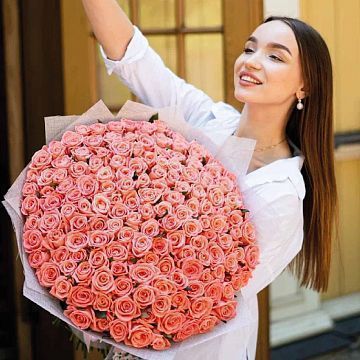 Доставка цветов в Москве: