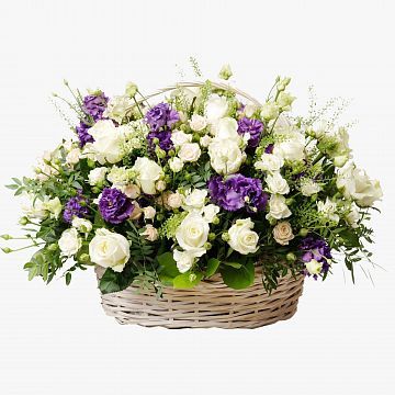 Морские мотивы в большой корзине Морские мотивы в большой корзине