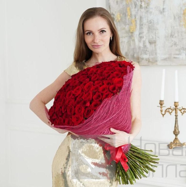 Букет 101 красная роза 70см