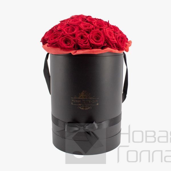 51 Красная роза в большой черной шляпной коробке №212