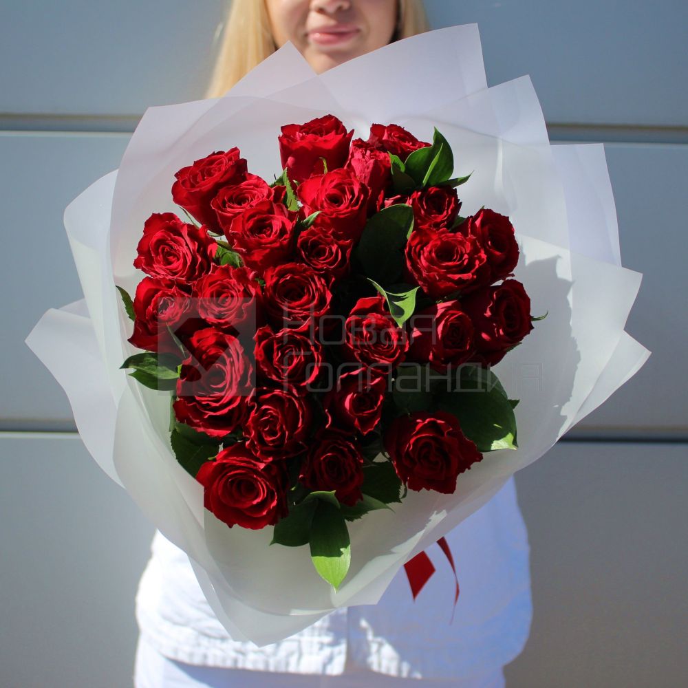 21 красная роза 40 см Кения