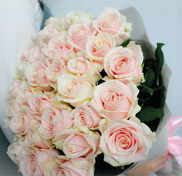 Букет 31 нюдовая роза 60 см Букет 31 нюдовая роза 60 см