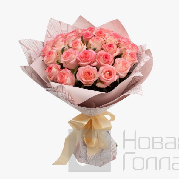Букет 35 розовых роз 35 см в упаковке