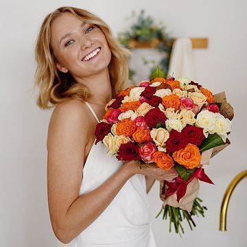 Букет 51 роза ассорти 40 см Букет 51 роза ассорти 40 см