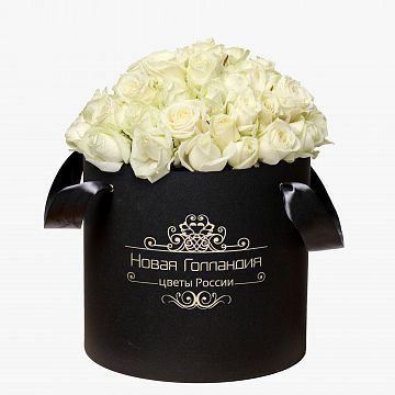 51 Белая роза в большой черной шляпной коробке №214 51 Белая роза в большой черной шляпной коробке №214