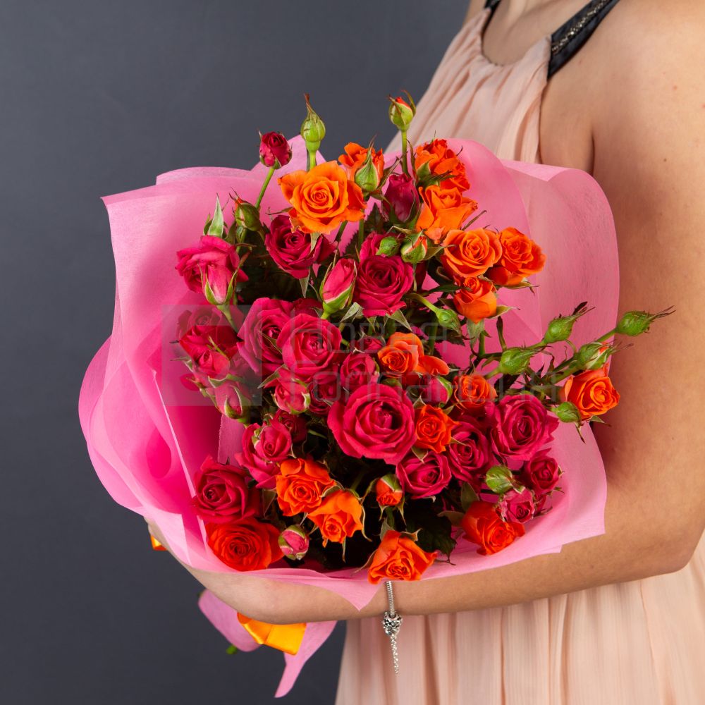 Букет 5 кустовых роз ассорти