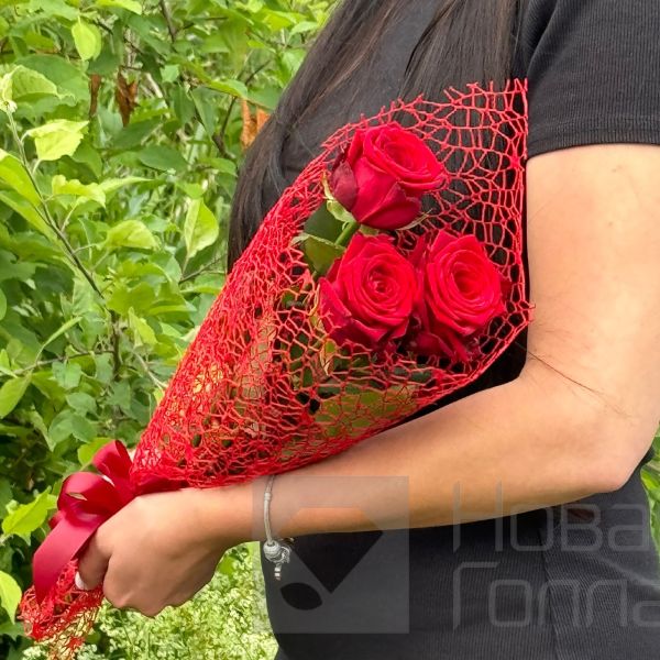 Букет из 3 красных роз (12)